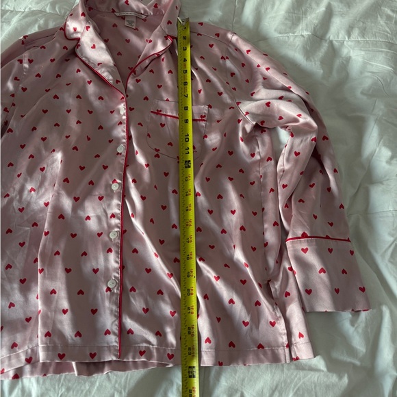 Vintage Victoria’s Secret Pink Heart Pajama Set XS | Silky Satin Long Sleeve PJs - Picture 2 of 16
